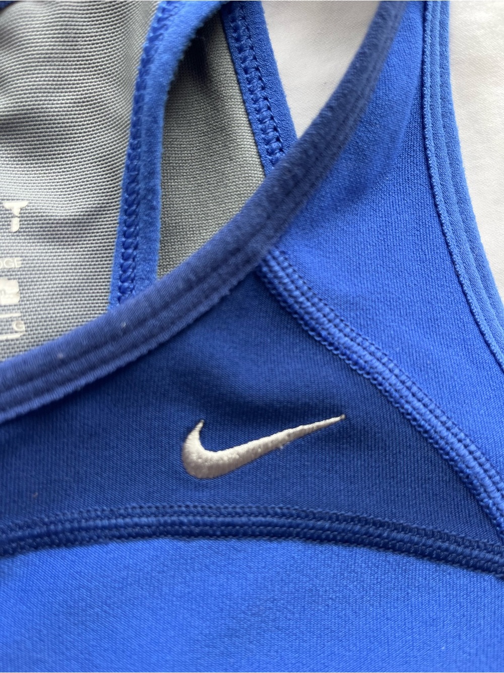 Nike Dri-FIT Racerback Running Tank Built-In Bra Back Pockets Royal Blue Size L - Picture 6 of 7